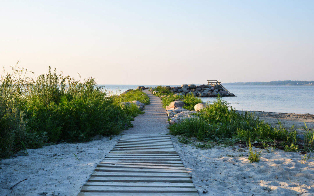 Tomt på strandpromenaden…